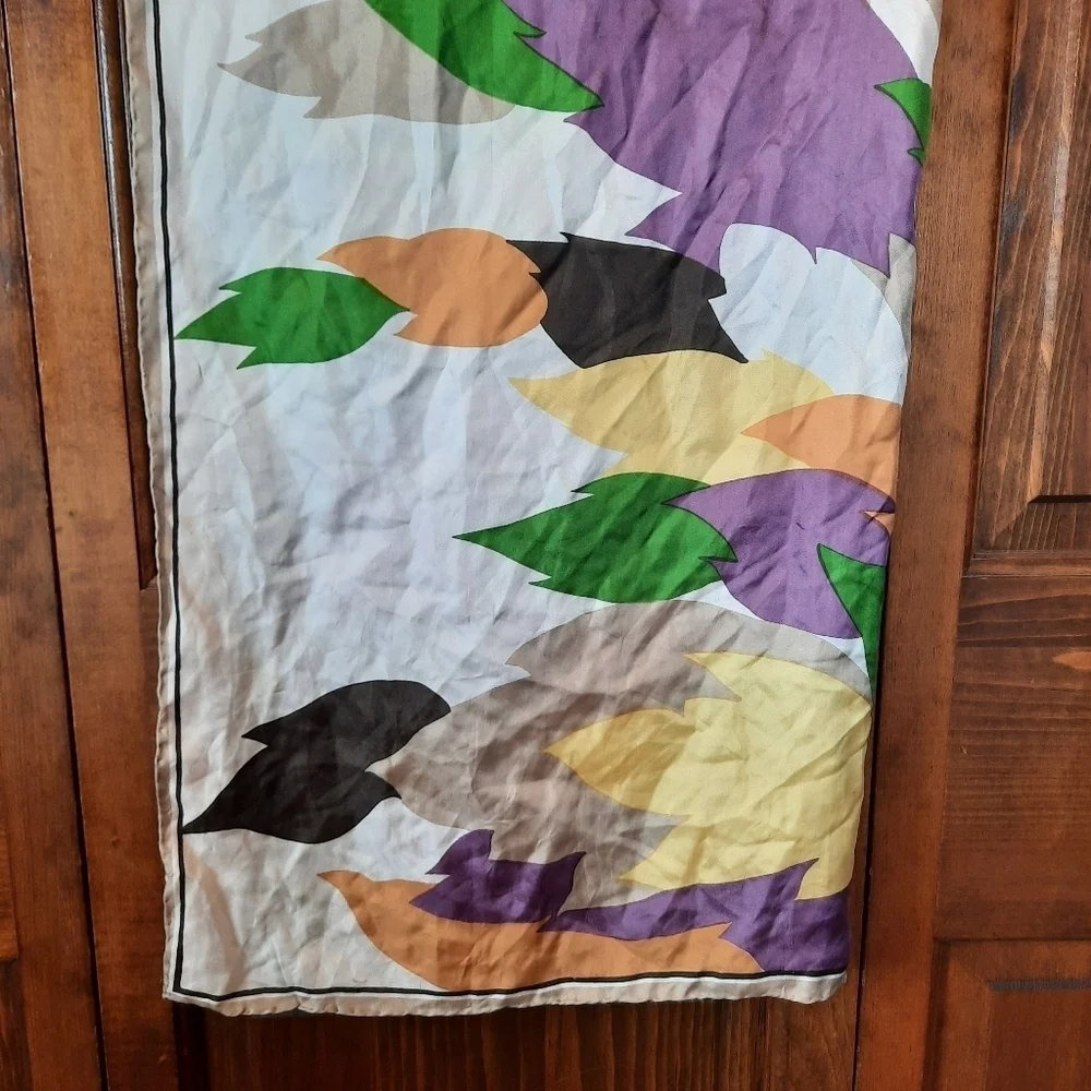 Vintage 100% Silk Hand Rolled Hem Mod Geometric Print Pattern Scarf